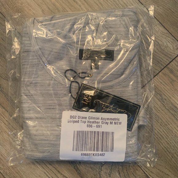 NWT DG2 BY DIANE GILMAN ASYMMETRIC STRIPED TOP HEATHER GRAY MEDIUM - Picture 10 of 13